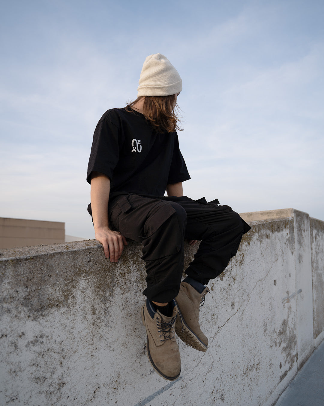 OVERFIT NUZI T-SHIRT