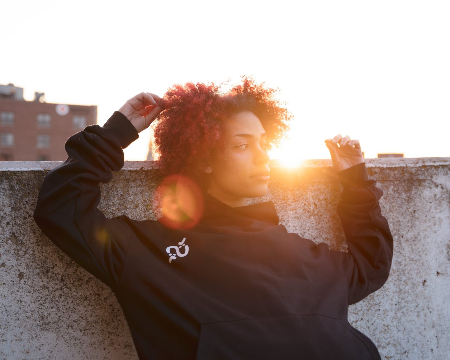 OVERFIT NUZI HOODIE